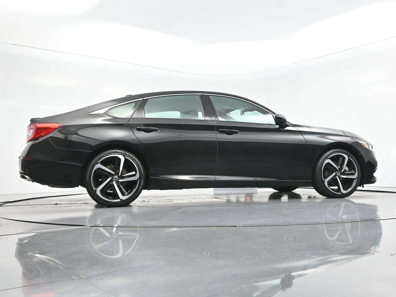 Used 2018 Crystal Black Pearl Honda Sport 1.5T image 47