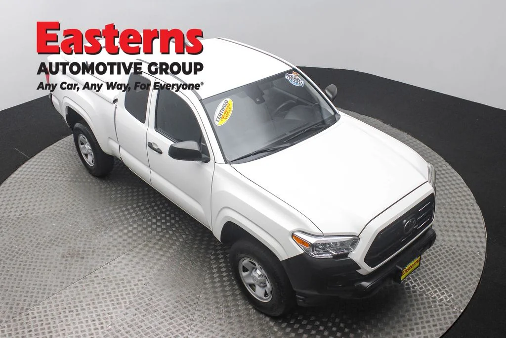 Used 2019 White Toyota SR image 3