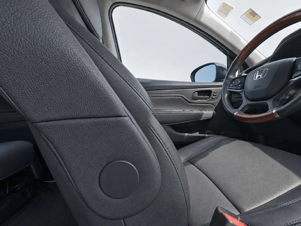 Used 2018  Honda EX-L image 19