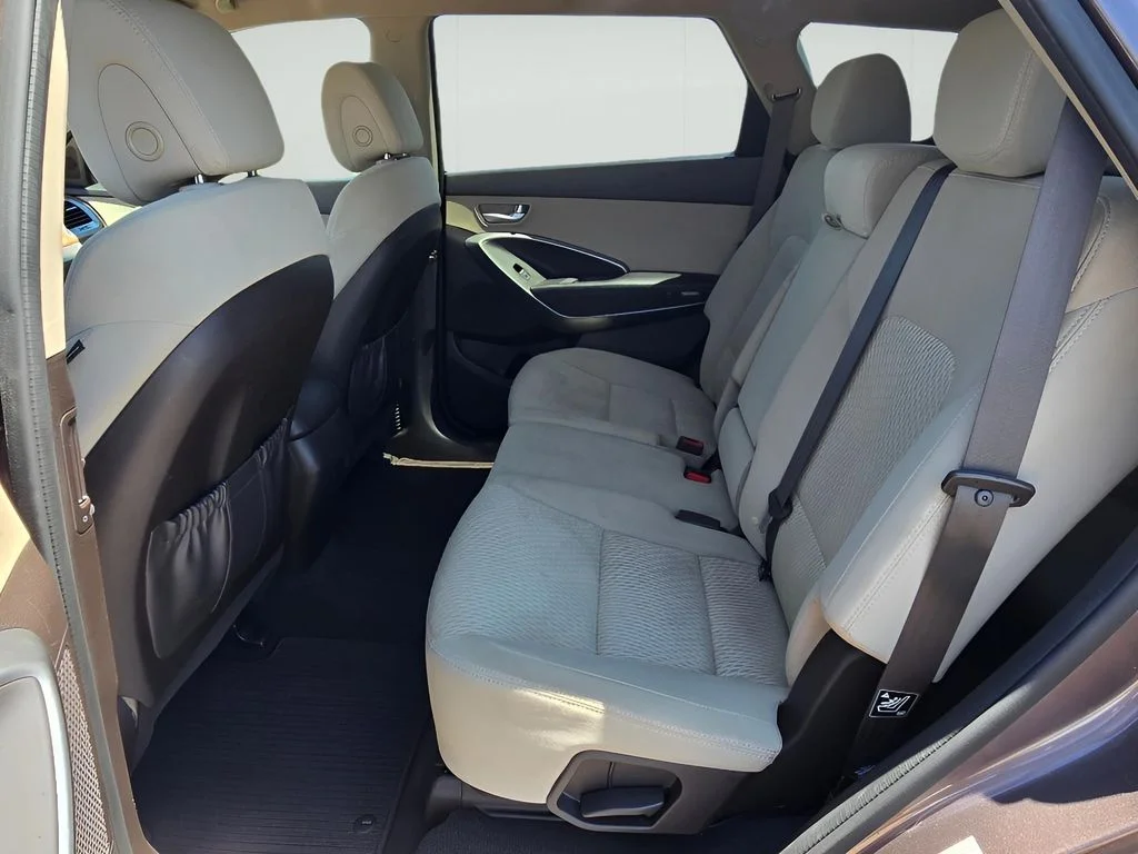 Used 2015 Frosted Mocha Hyundai GLS image 11