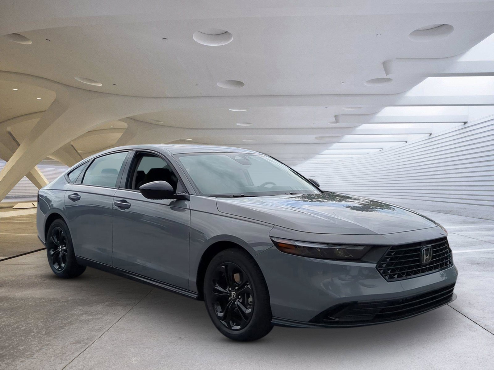 New 2025 Urban Gray Pearl Honda SE image 1