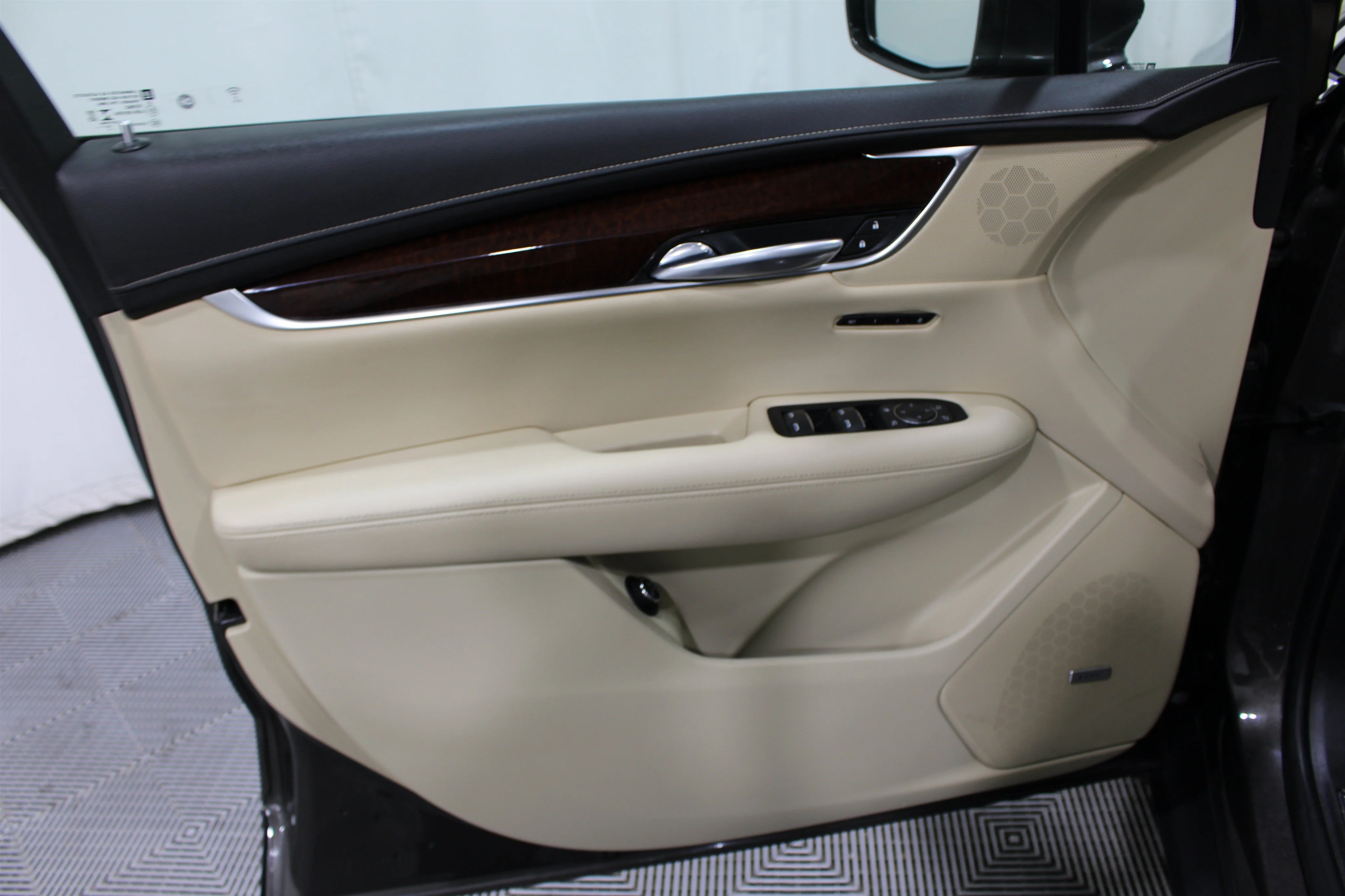 2019 Cadillac XT5 Luxury - Photo 6