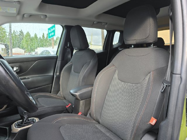 2016 Jeep Renegade 75th Anniversary Edition - Photo 21