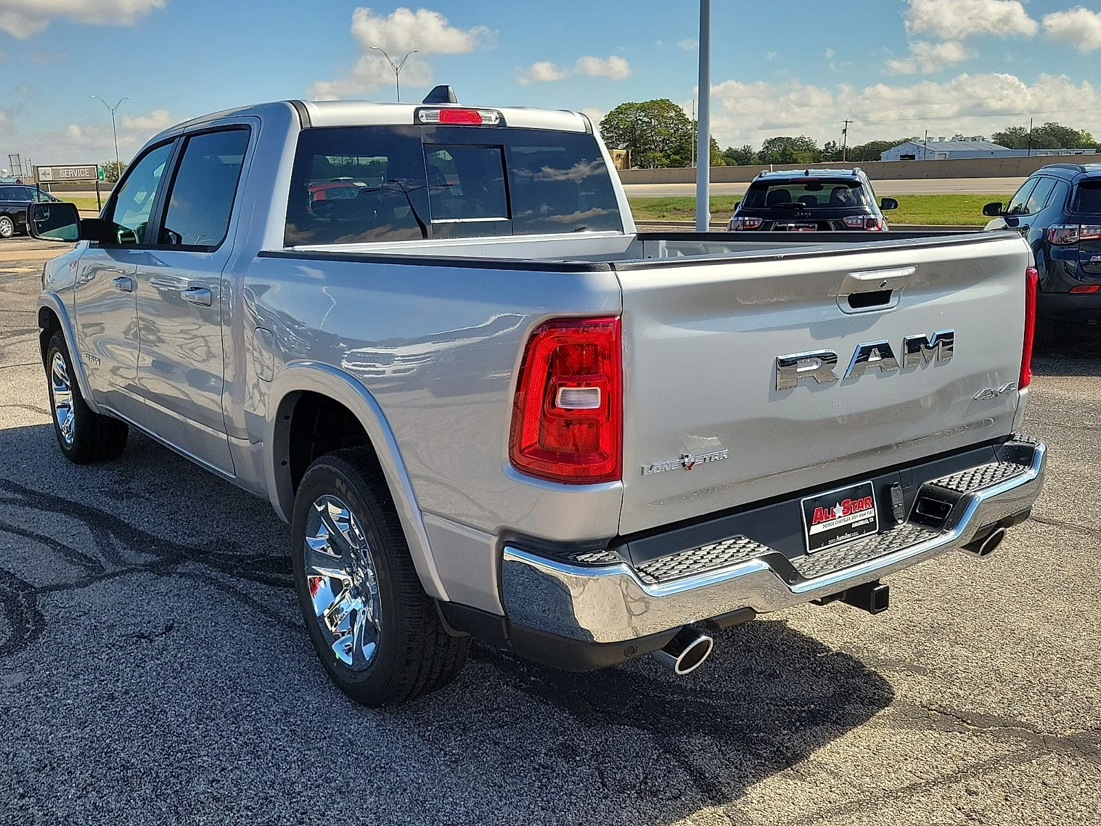 New 2027 Silver Zynith Ram LONE STAR CREW CAB 4X4 5