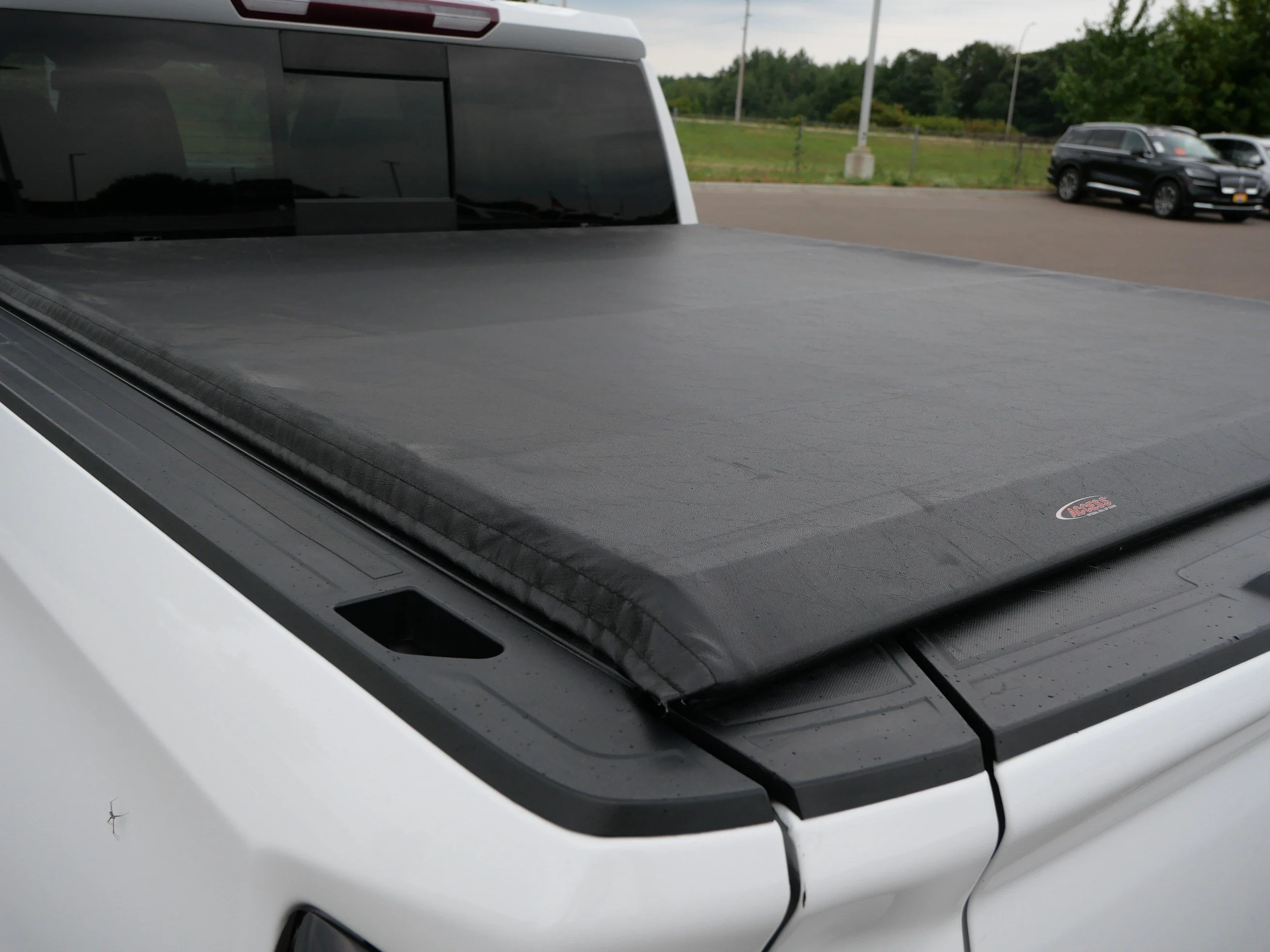 Used 2021 Summit White GMC AT4 image 17