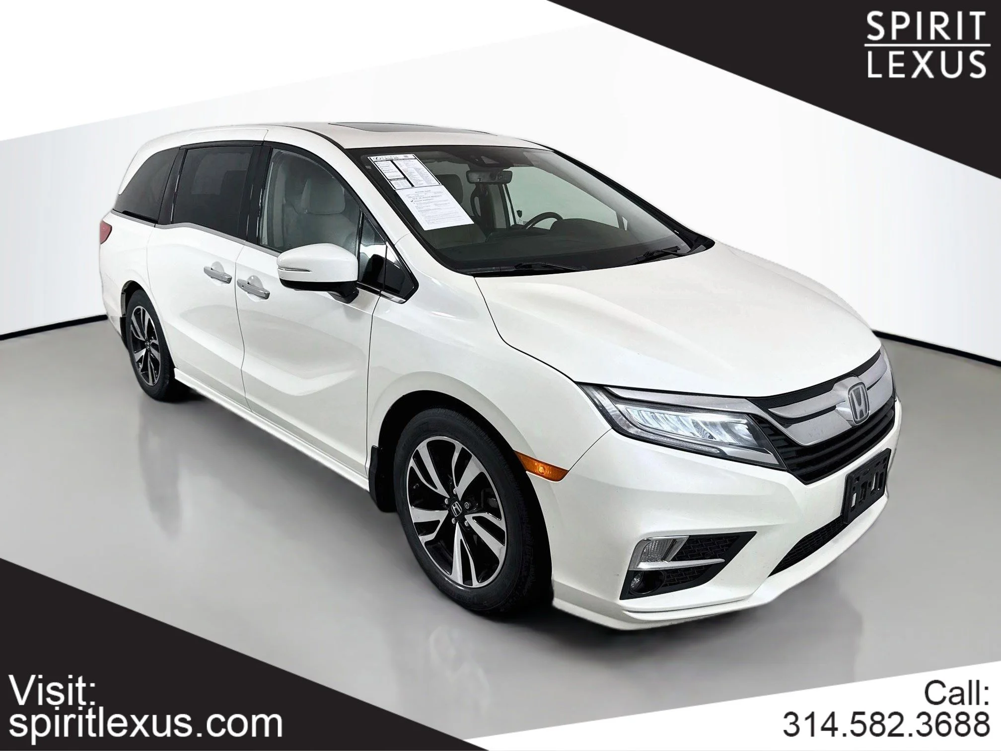2019 Honda Odyssey Elite's photo