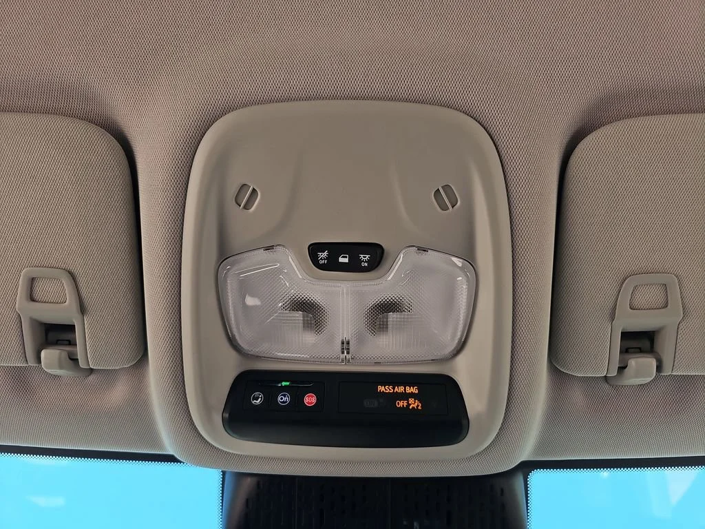 2027 Chevrolet Bolt LT - Photo 31