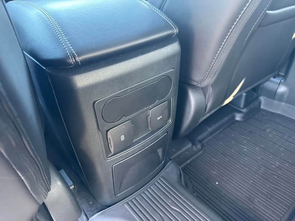 Used 2023 Blue Ford XLT image 30