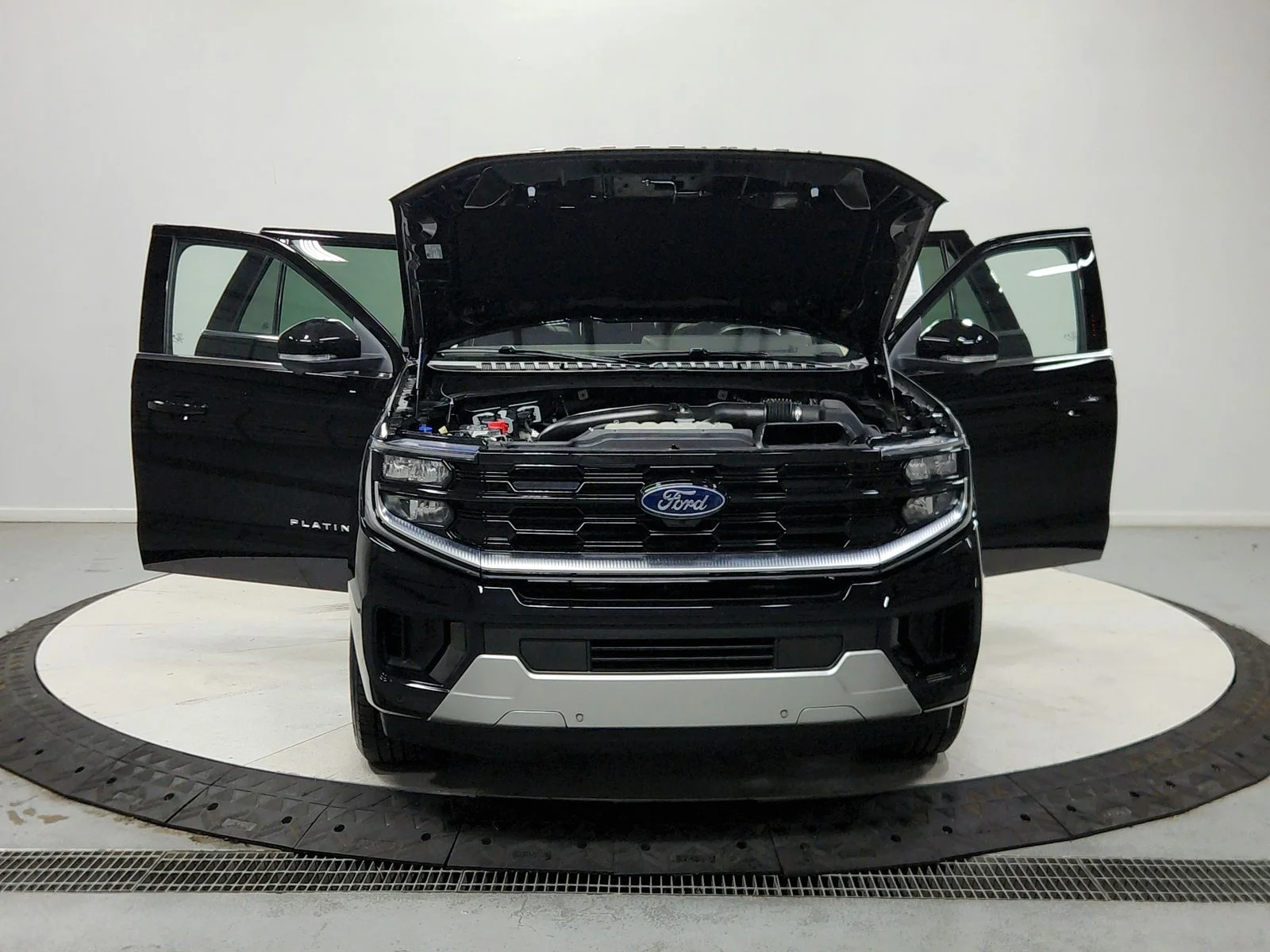 Used 2025 Black Ford Platinum image 11