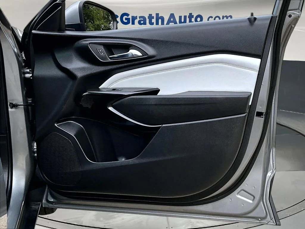 Used 2024 Gray Chevrolet LT image 30
