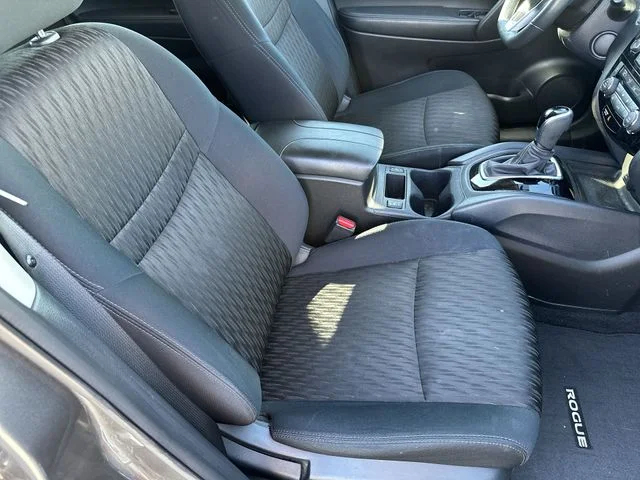 Used 2017 Gray Nissan SV image 26