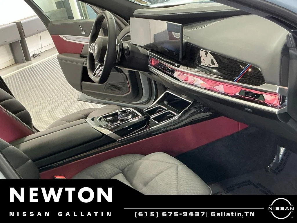 Used 2026 Brooklyn Gray Metallic BMW 740i xDrive image 4