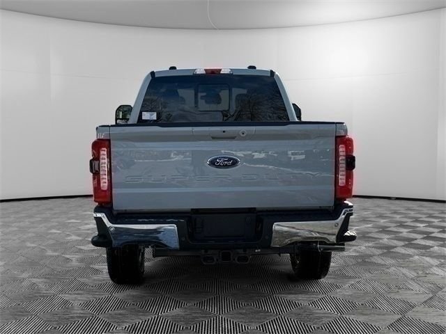 New 2026 Avalanche Ford F-350® Lariat® image 4
