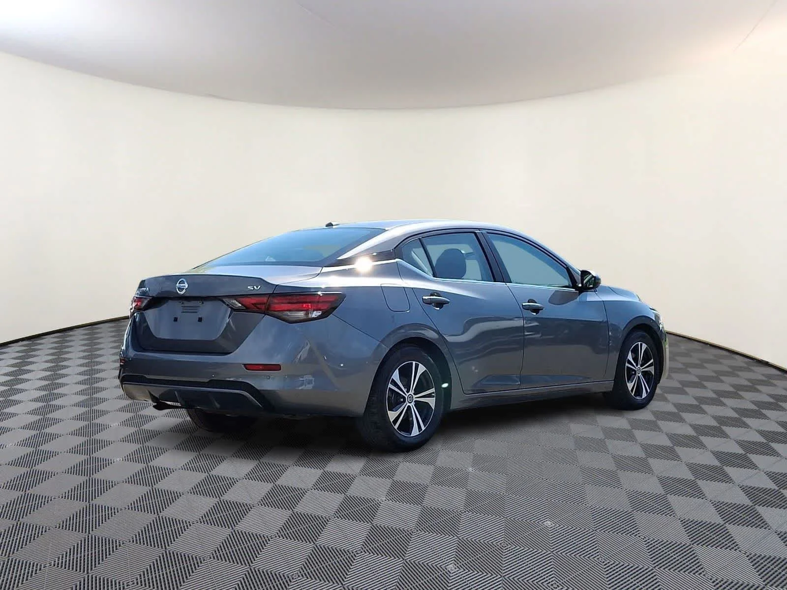 Used 2023 Gun Metallic Nissan SV image 5