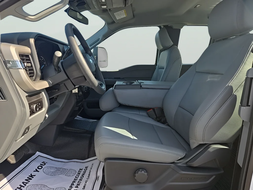 2026 Ford F-350 Super Duty XL - Photo 13