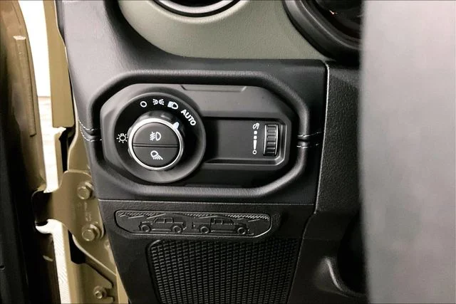 2025 Jeep Gladiator Mojave X - Photo 38
