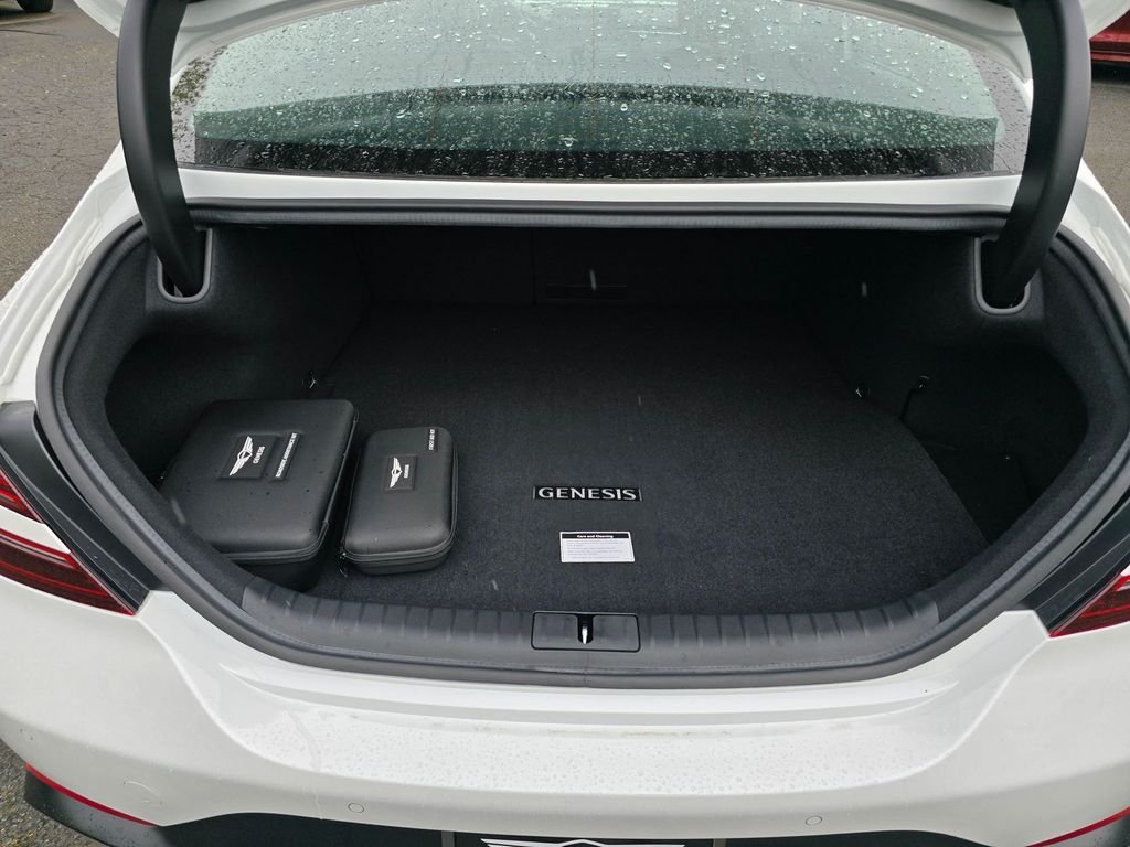 New 2026 White Genesis 2.5T PRESTIGE image 14