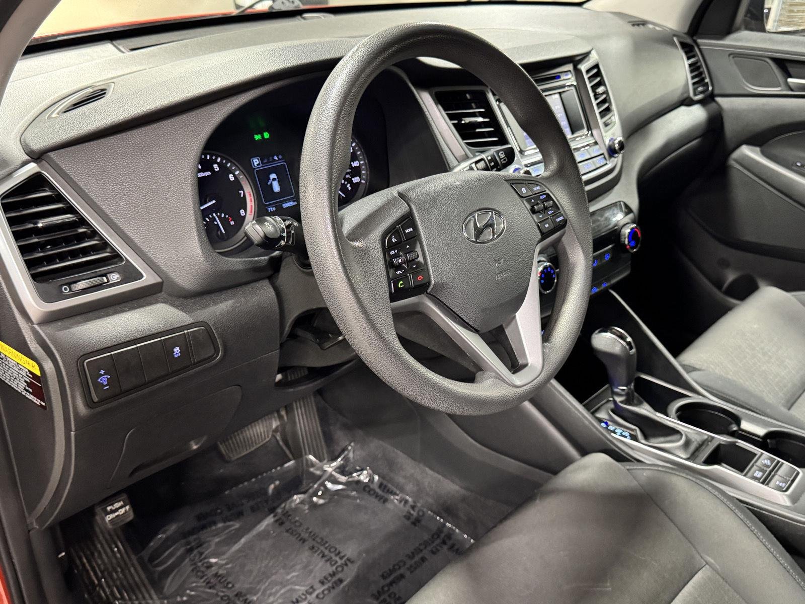 2017 Hyundai Tucson SE - Photo 20