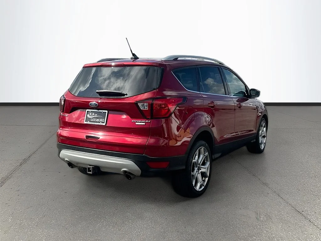 Used 2019 Red Ford Titanium image 7
