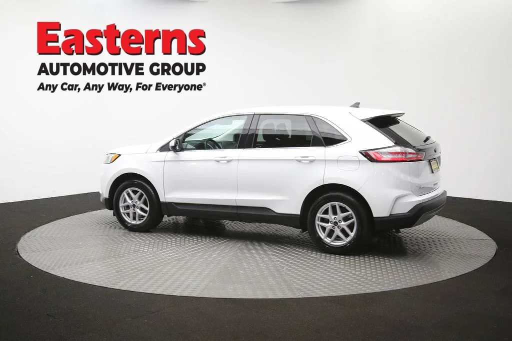 Used 2023 White Ford SEL image 61
