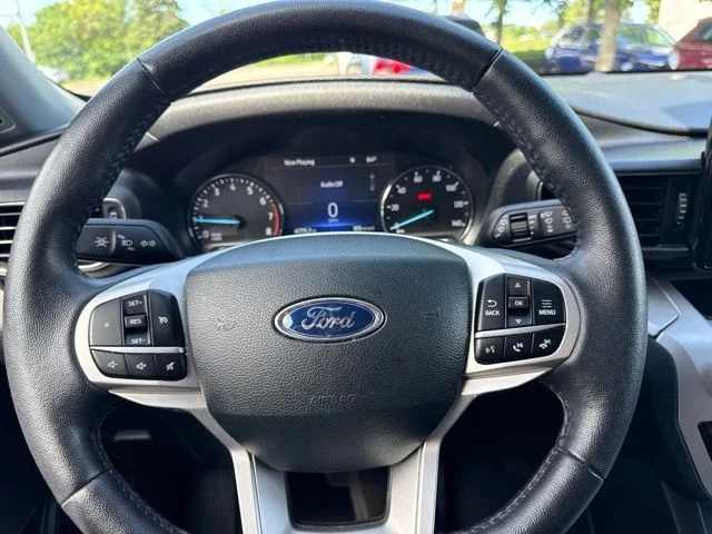 Used 2023 Gray Ford XLT image 22