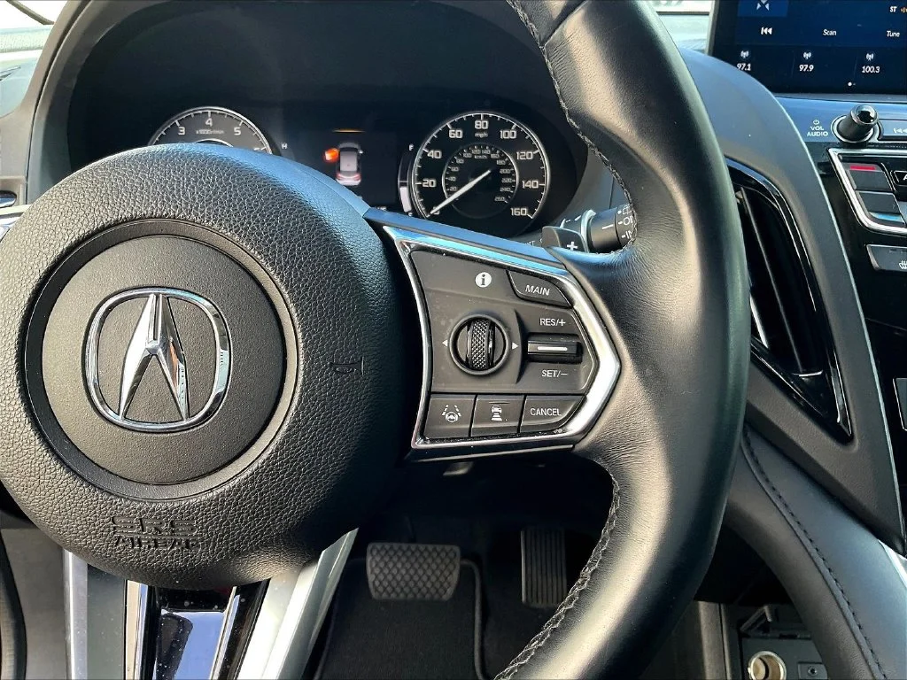 Used 2021 Majestic Black Pearl Acura Base image 13