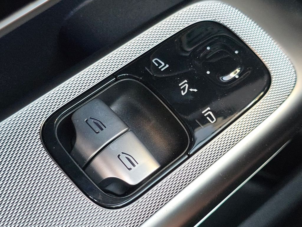New 2026 MANUFAKTUR Alpine Grey Mercedes-Benz CLE 53 AMG® image 26