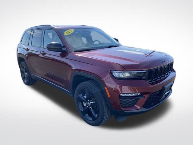 Used 2023 Red Jeep Limited image 3