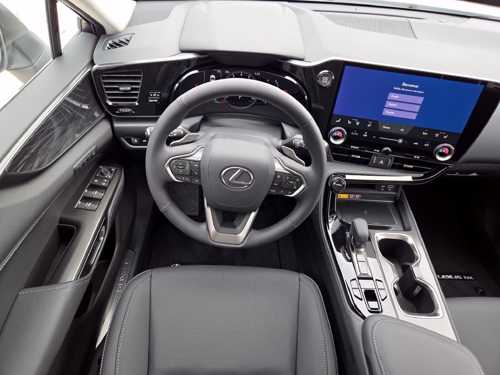 New 2026 Ultra White Lexus PREMIUM image 4