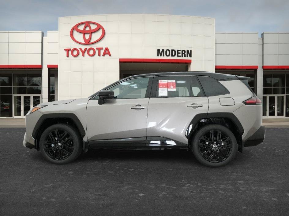 New 2026 Midnight Black Met Toyota XSE image 2