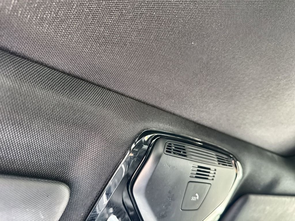 2023 BMW 3 Series 330e - Photo 30