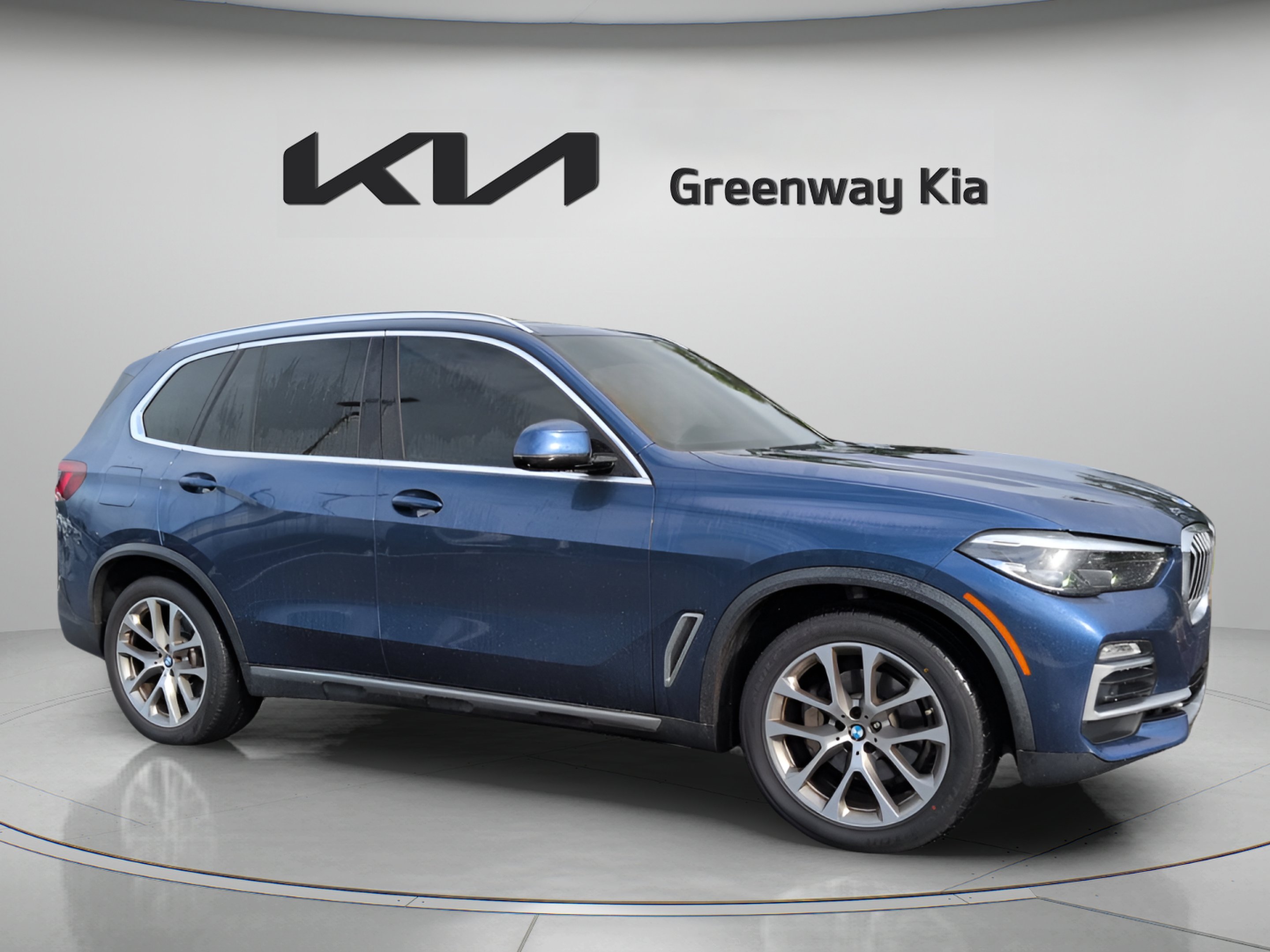 Used 2021 Phytonic Blue Metallic BMW sDrive40i image 2