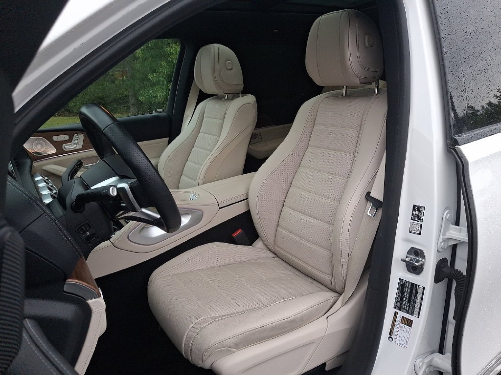 Certified Used 2024  Mercedes-Benz GLS 450 image 13
