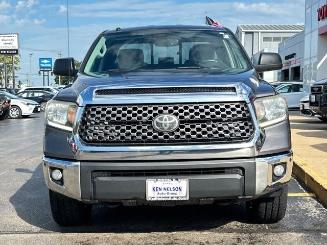 Used 2019 Toyota Tundra SR5 with VIN 5TFUW5F11KX786043 for sale in Dixon, IL