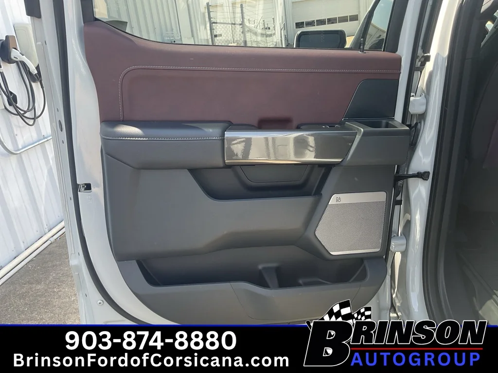 Used 2023 Avalanche Ford LARIAT image 14