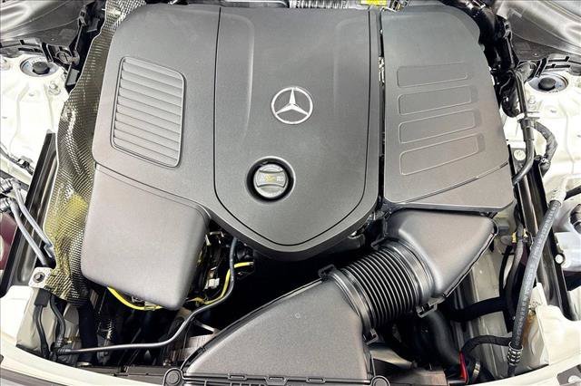 New 2026 Polar White Mercedes-Benz GLC 300 image 58