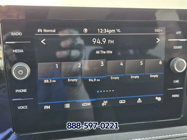 2026 Volkswagen Taos SE Black - Photo 16