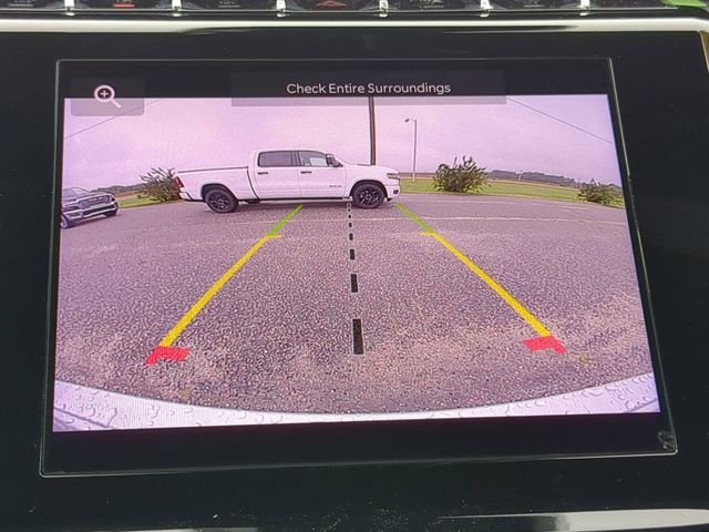 New 2025 Silver Zynith Exterior Paint Jeep Laredo image 27