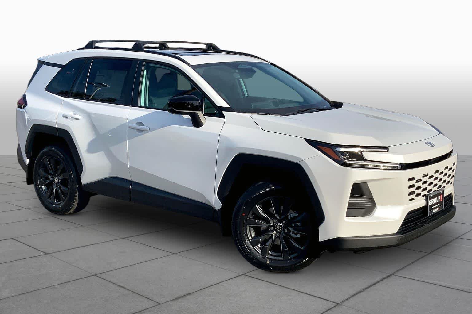 New 2026 Wind Chill Pearl Toyota XLE Premium image 2