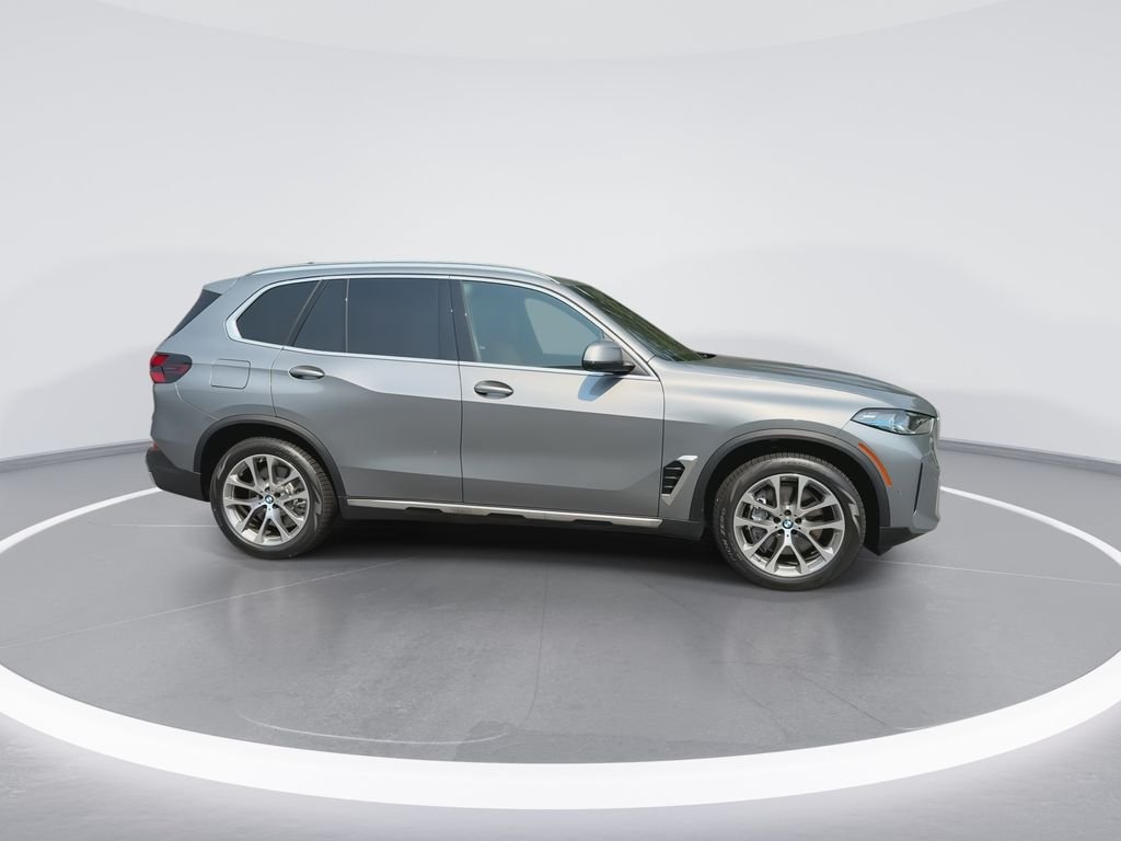 Used 2026 Gray BMW xDrive50e image 9