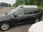 Used 2022 Black Chrysler Touring L image 3