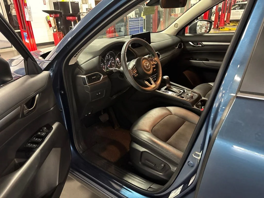 Used 2023 Eternal Blue Mica Mazda 2.5 S Select Package image 8