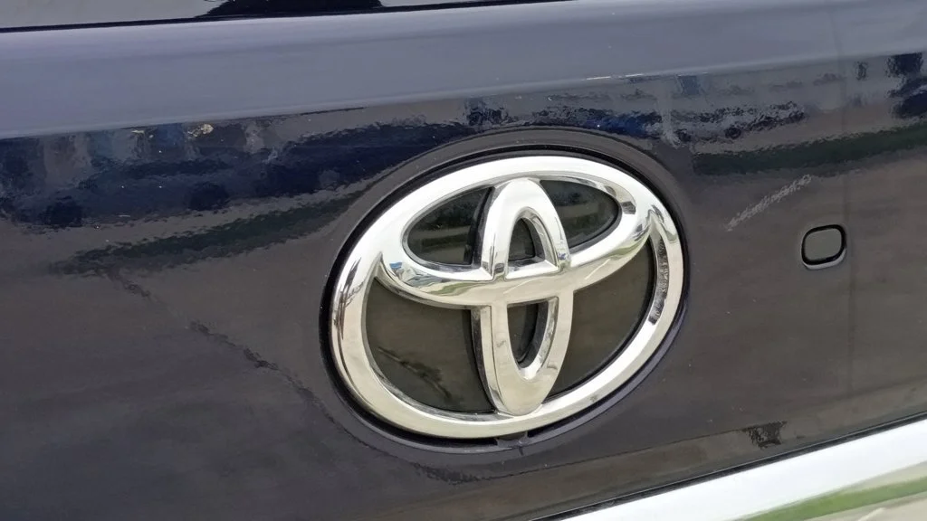 Used 2025 Blue Toyota SR5 image 9