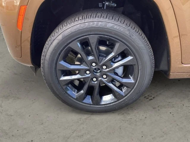 New 2026 Copper Jeep LIMITED RESERVE 4X4 image 15