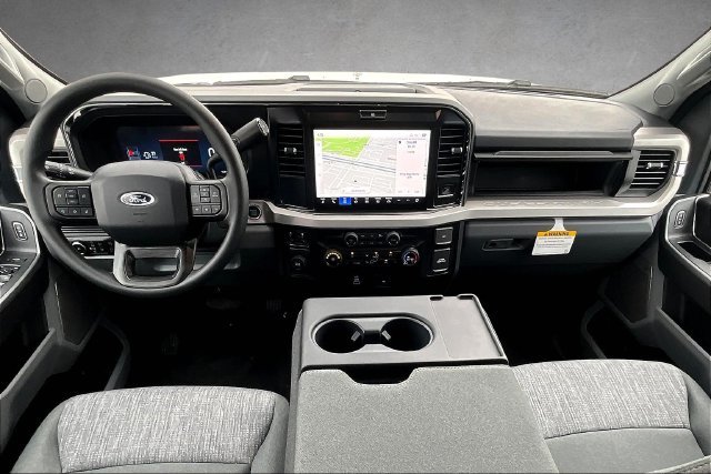 New 2026 White Ford XLT image 5