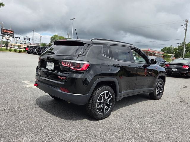 Used 2024 Black Jeep Trailhawk image 9