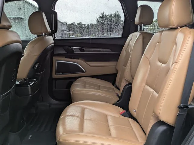 Certified Used 2022 White Kia SX image 10