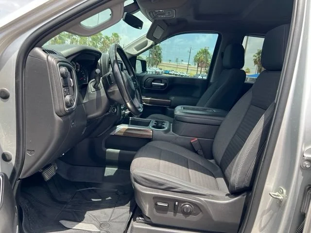 Used 2020 SILVER ICE METALLIC Chevrolet RST image 8