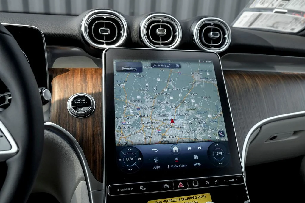 New 2026 Black Mercedes-Benz GLC 300 image 15