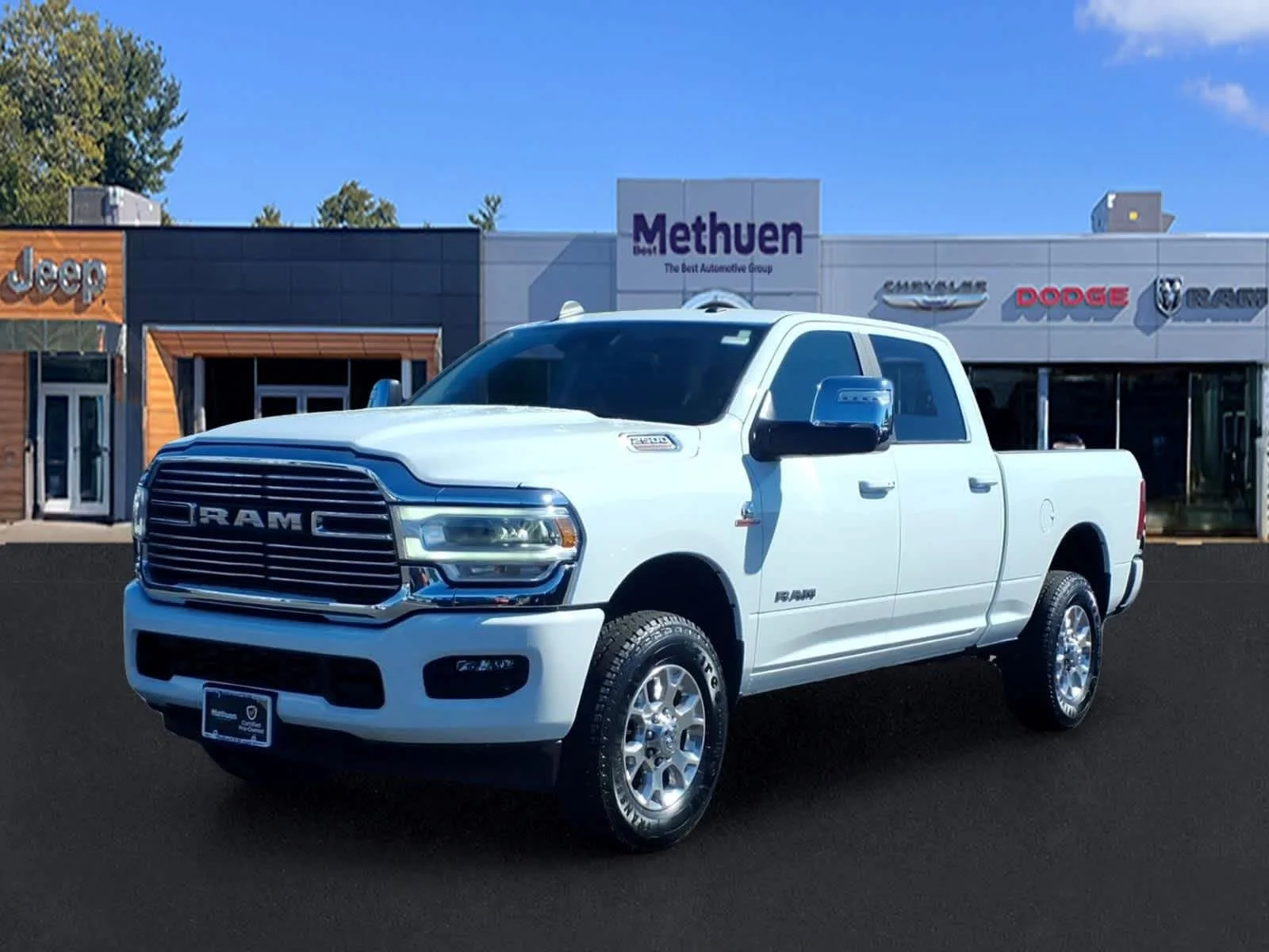 Used 2024 Bright White Clearcoat Ram Laramie image 9
